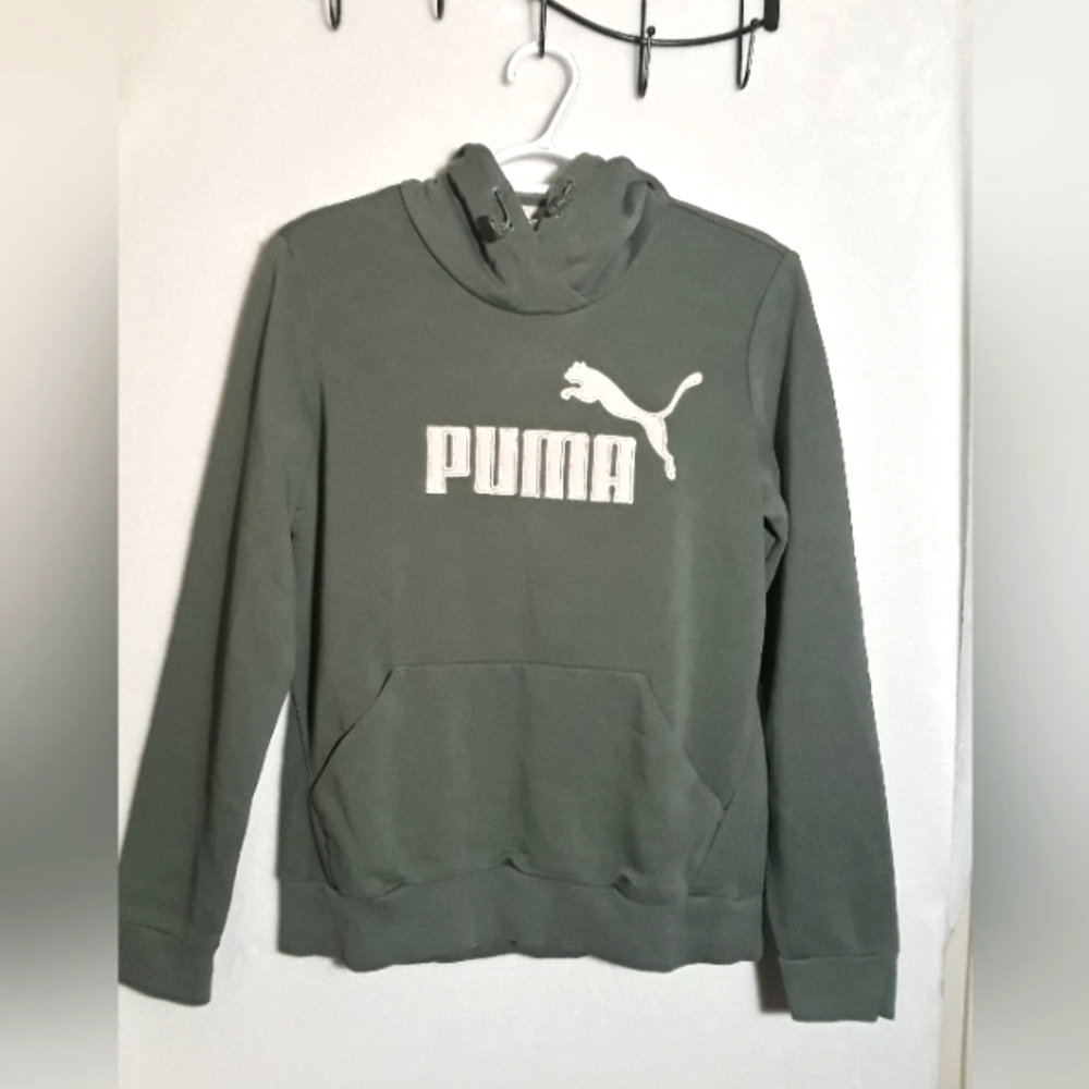 Puma Women's Olive Green Hoodie Size:  Large